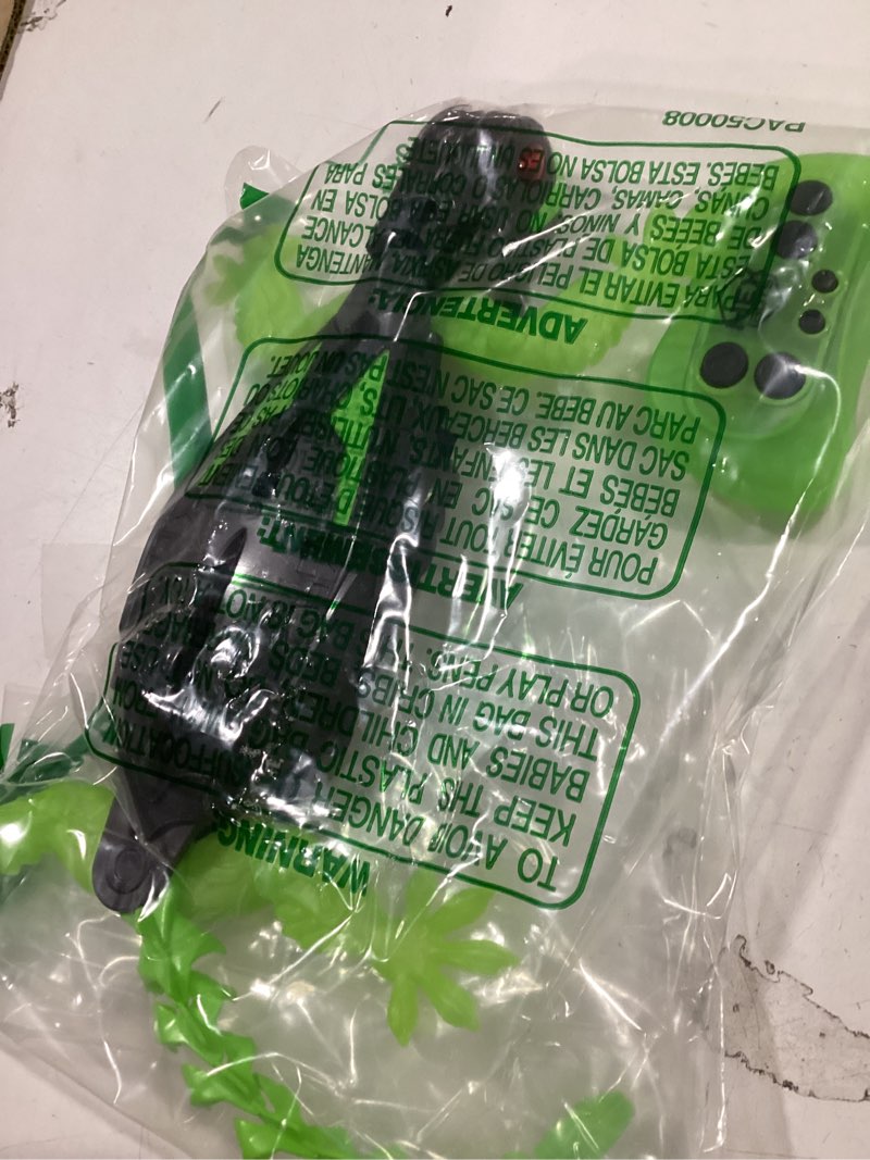 Condition photo showing Good Condition for HEX BOTS Wall Crawler Gecko with Official Wall Climber Technology, Rechargeable Remote Control Robot Kids Toys, Prank Toys for Boys & Girls Ages 4 & Up Gecko Rc (Original)