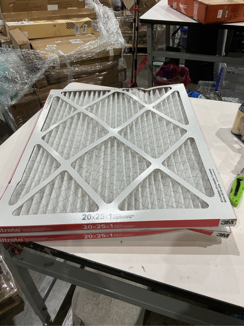 Condition photo showing Good Condition for filtrete 20x25x1 ac furnace air filter, merv 11, mpr 1000, micro allergen defense, 3-month pleated 1-inch electrostatic air cleaning filter, 2 pack (actual size 19.688 x 24.688 x 0.84 in)