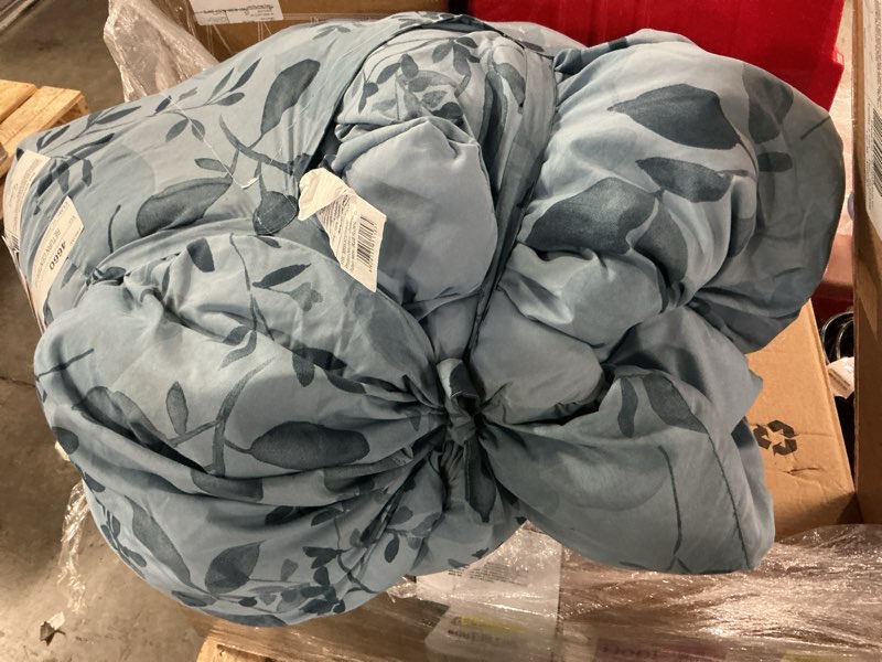 Condition photo showing As Is for mainstays soft touch bed in a bag 11-piece reversible blue floral comforter set with sheets, queen