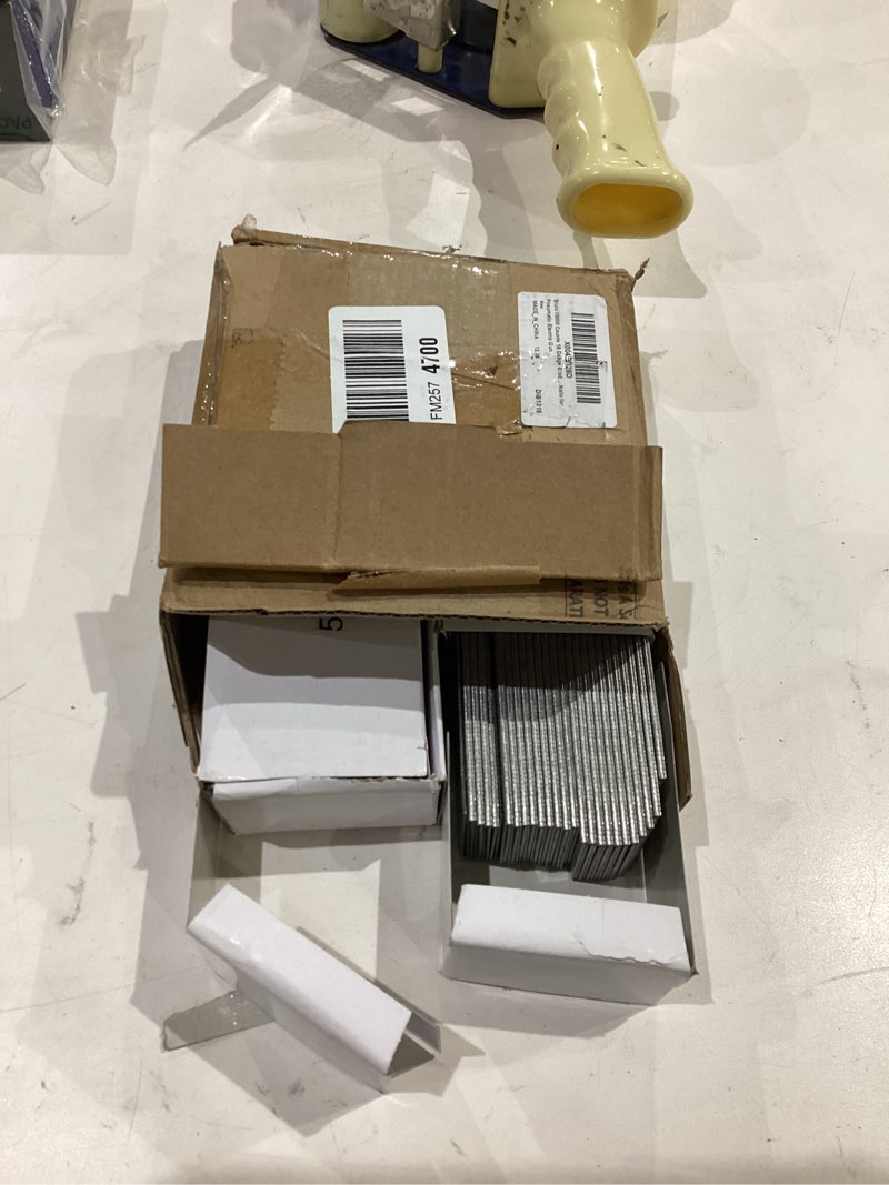 Condition photo showing As Is for blulu 10000 counts 18 gauge brad nails 1-1/2-inch 18ga galvanized small finishing brad nails for pneumatic electric gun