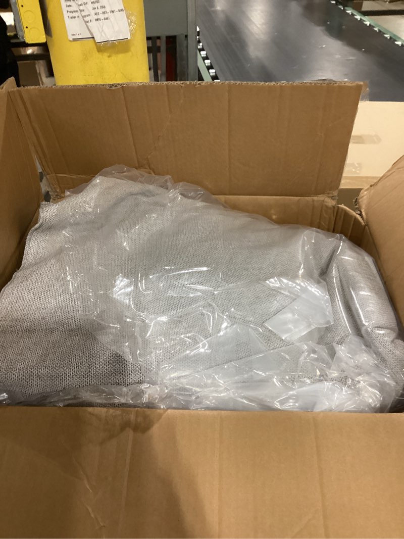 Condition photo showing Good Condition for Hutha Large Area Rugs for Bedroom Living Room, 6x9 Grey Solid Fluffy Super Soft Memory-Foam Furry Bedside Carpets, Modern Indoor Floor Rug Aesthetic Minimalist Rug for Kids Girls Boys Home Decor 6x9 Feet Grey