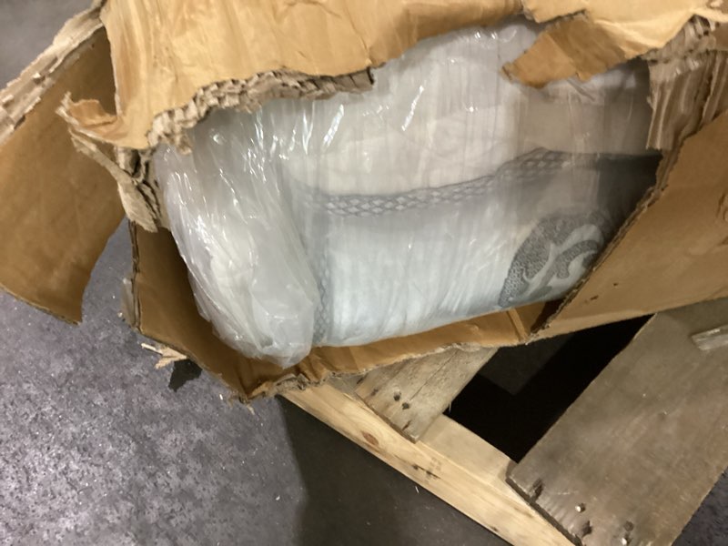 https://lotting-media.assets.bidfta.com/lotting_cd554c86-1184-4cf0-976c-cd4f4d8236ba