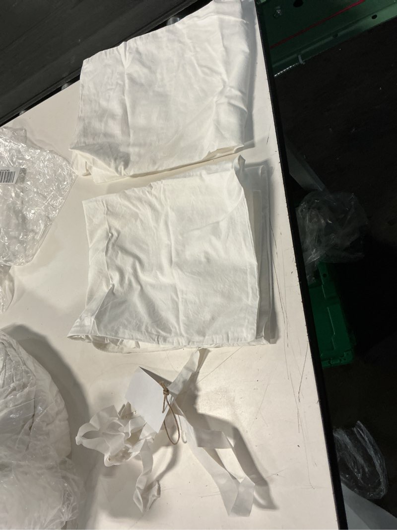 Condition photo showing Good Condition for classic organic percale pillowcase set, standard, white