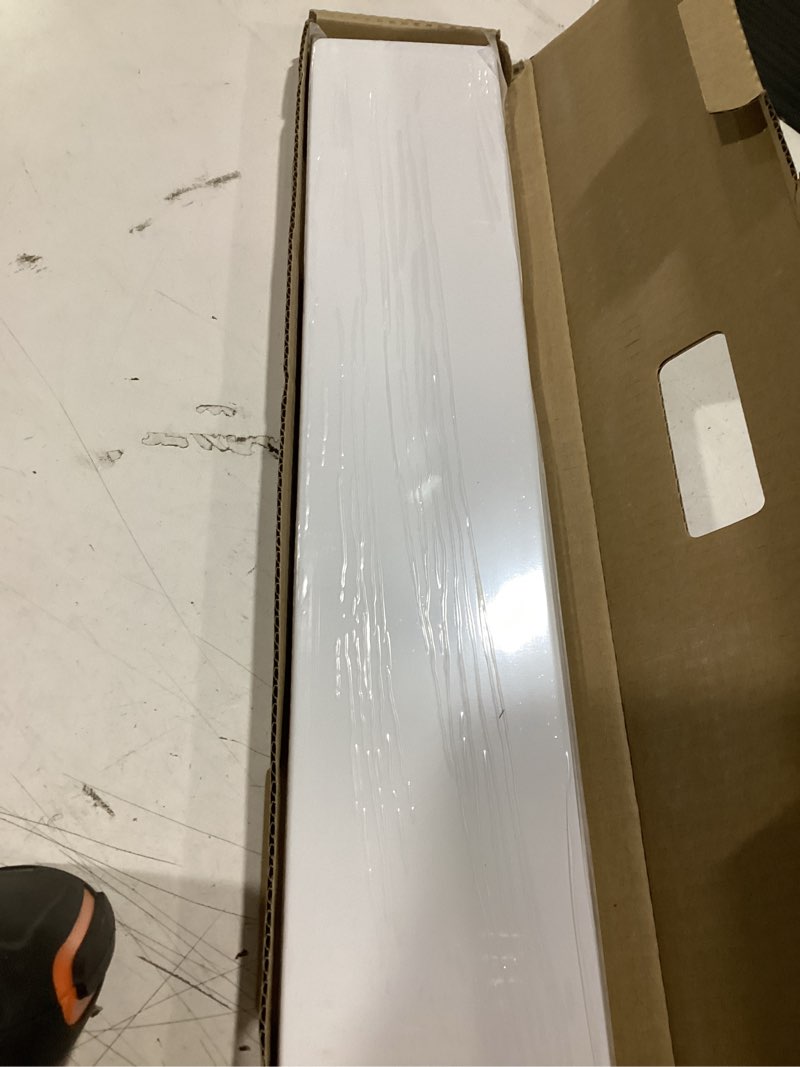Condition photo showing Good Condition for design house 550905 universal cultured marble side splash 21.5 inch, solid white