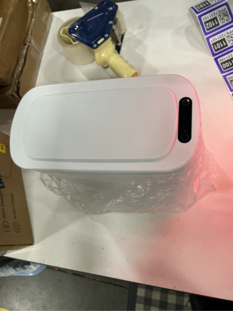 Condition photo showing New/Like New for sooyee 10 liter rectangular plastic trash can wastebasket with press type lid,2.4 gallon garbage container bin for bathroom,powder room,bedroom,kitchen,craft room,office (cream white)