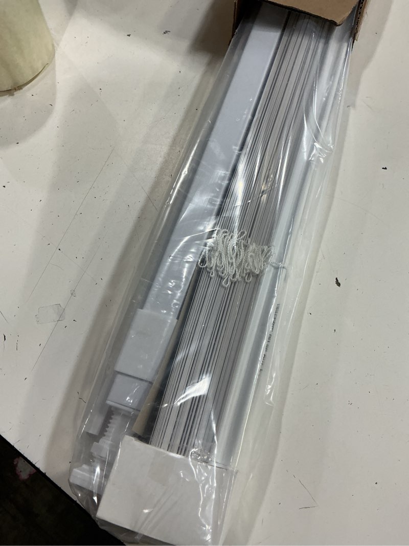 Condition photo showing Good Condition for cordless 1" light filtering mini blind, 21" wide x 64" long, white