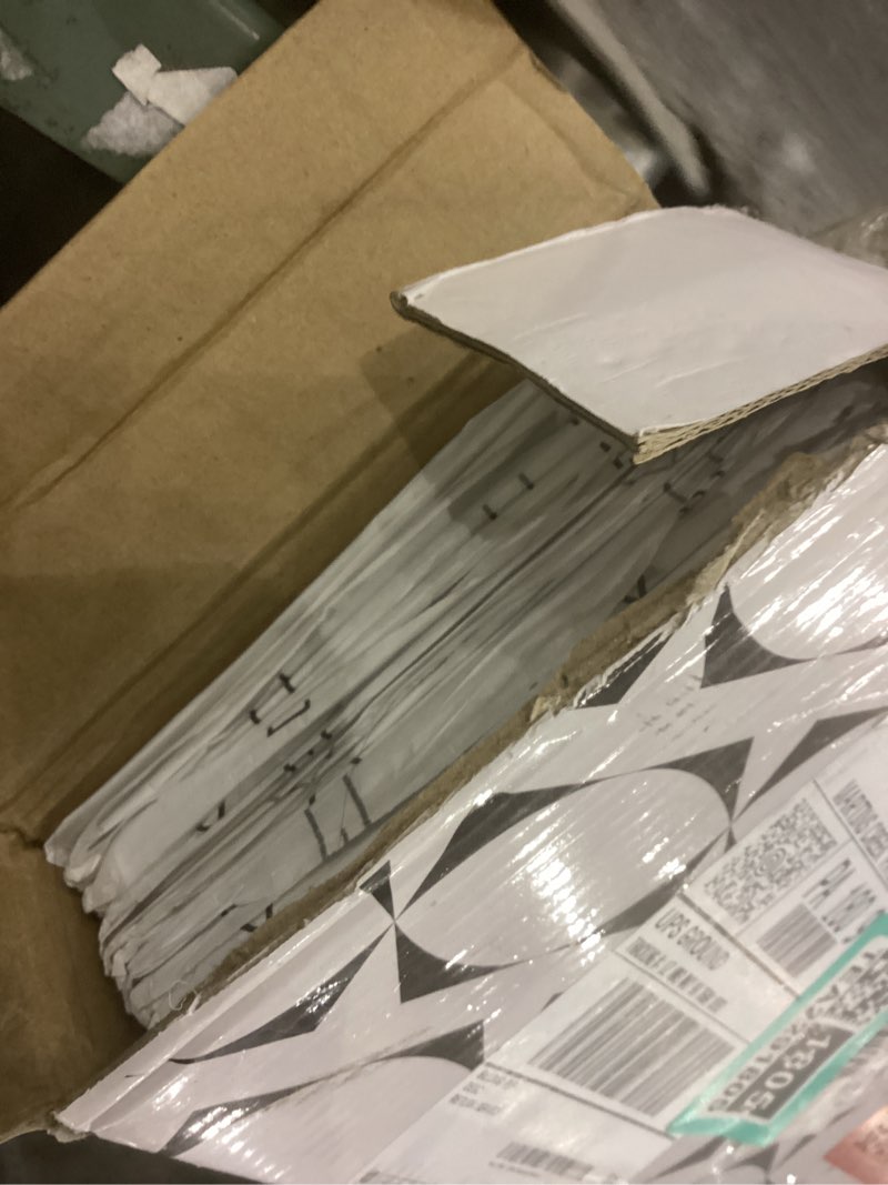 https://lotting-media.assets.bidfta.com/lotting_cd673deb-ffa1-4711-9b80-78cfcc4567b8