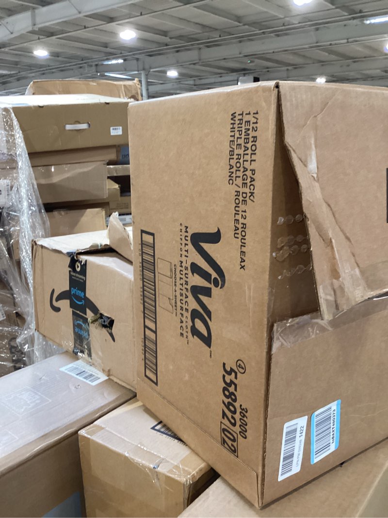 Condition photo showing Good Condition for viva signature cloth paper towels, task size, 12 family triple rolls, 141 sheets per roll (packaging may vary)