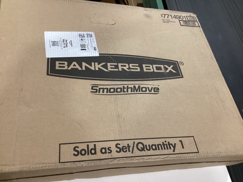 Condition photo showing New/Like New for (glue seels not broken) bankers box small classic moving box 10 pack, reinforced handles, tape-free assembly, box with lid, 15-in x 12-in x 10-in (7714901) small, 10 count (pack of 1)