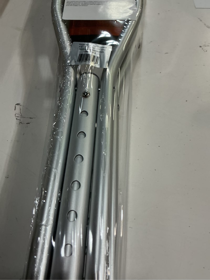 Condition photo showing New/Like New for Medline Lightweight Aluminum Red Dot Crutches, for Patients 4’6”–5’2” Tall, Walking Aid for Kids, Adults & Seniors, 300 lbs. Weight Capacity Youth, 4’6”–5’2”