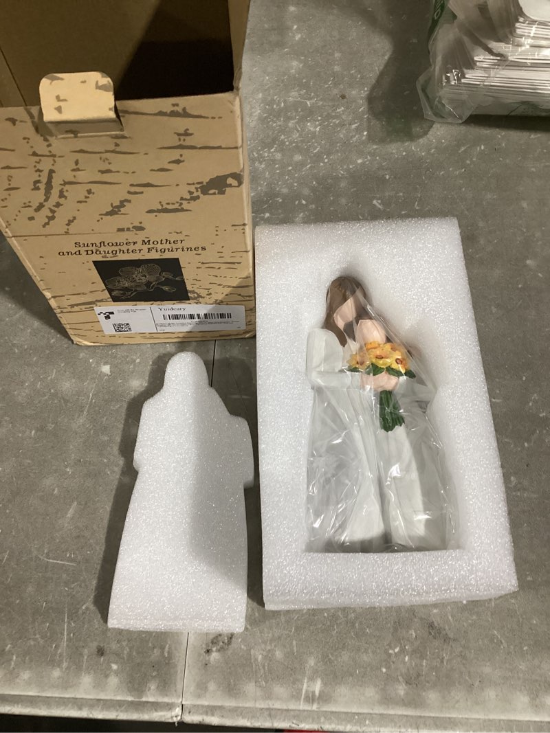 Condition photo showing New/Like New for sunflower mother daughter figurines, gifts for mom from daughter, mother daughter gift hand painted figure, perfect for mother's day, birthday, thanksgiving and christmas. sunflower mom daughter