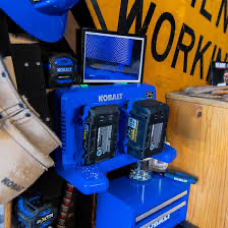 kobalt 24v 5.0 ah charging station with 2 batteries