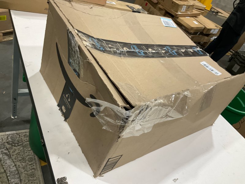 Condition photo showing Good Condition for Wonnitar Washable Pink Striped Rug for Bedroom 8x10, Non-Slip Living Room Area Rug, Minimalist Berber Stripe Area Rug, Soft Floor Carpet for Nursery Playroom Closet (Pink, 8' x 10') 8' x 10' (Rectangular) Pink