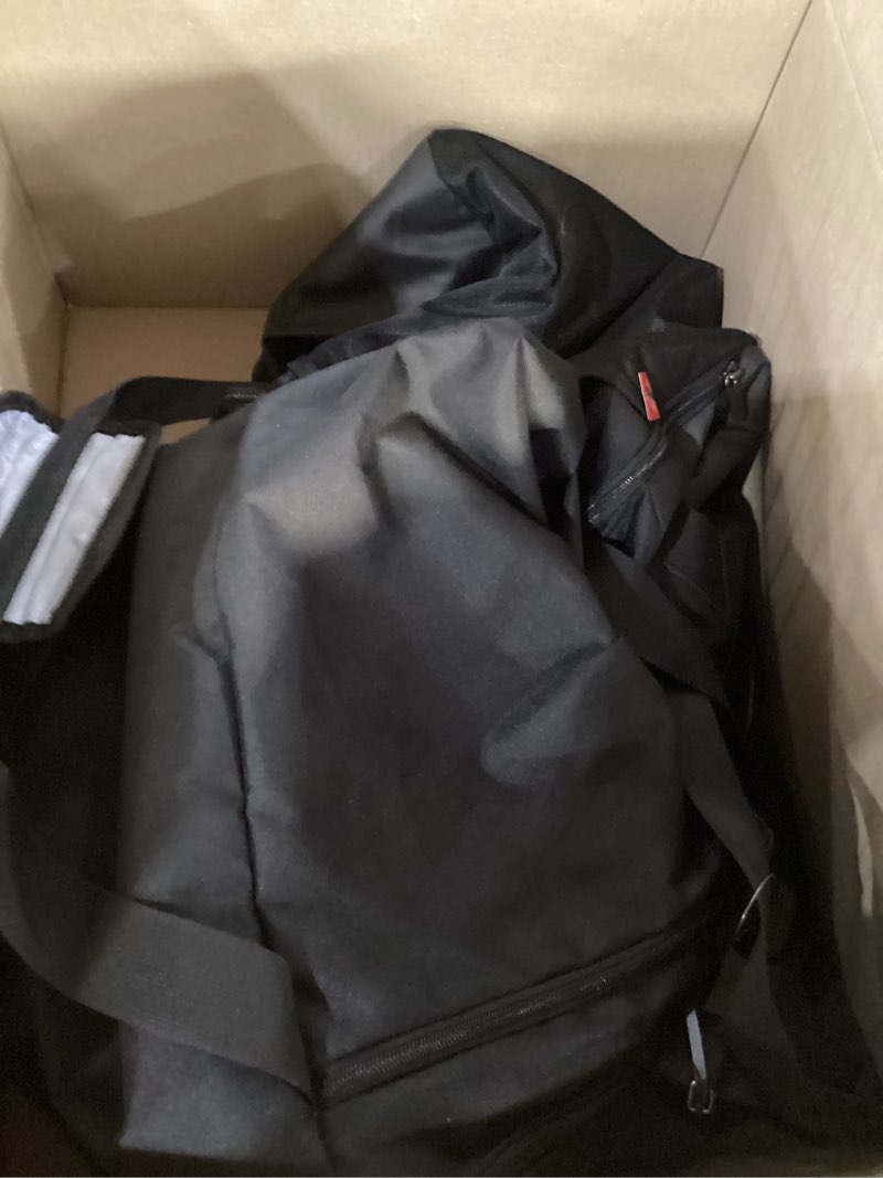 Condition photo showing New/Like New for Under Armour Unisex-Adult Undeniable 5.0 Duffle Large (101L) Black (001)/Metallic Silver