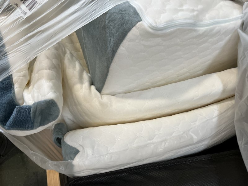 Condition photo showing As Is for 6PCS Orthopedic Bed Wedge Pillow Set with Whole Memory Foam Waist Pillow, Bed Wedge Pillows for Sleeping/Back Pain Relief, Adjustable Leg Elevation Pillows for After Surgery, Swelling, Circulation