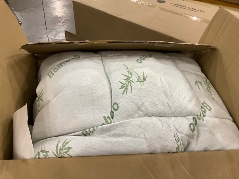 Ultra soft queen size mattress topper