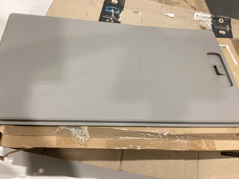 Condition photo showing Good Condition for petsafe closing panel pet door cover - durable, plastic dog door cover - rust-proof - compatible with select petsafe doors - extra large - 14" x 26"