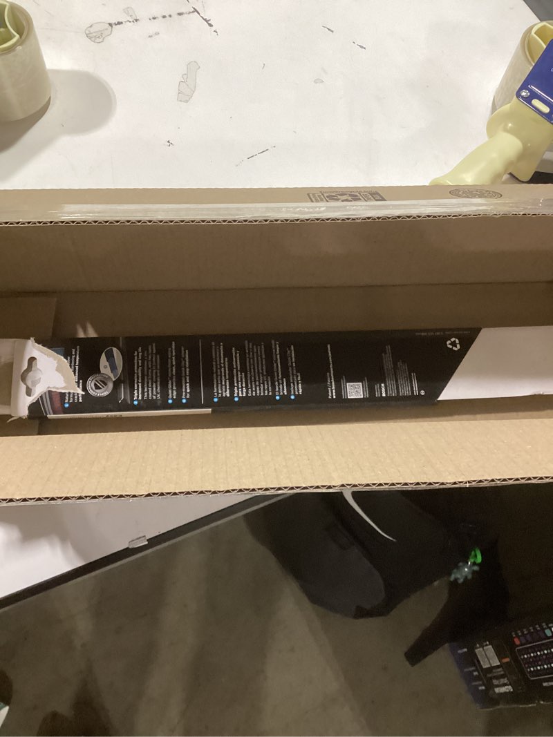 Condition photo showing As Is for BOSCH 40724 MicroEdge Conventional Wiper Blade; 24" - Single 40724 (24")