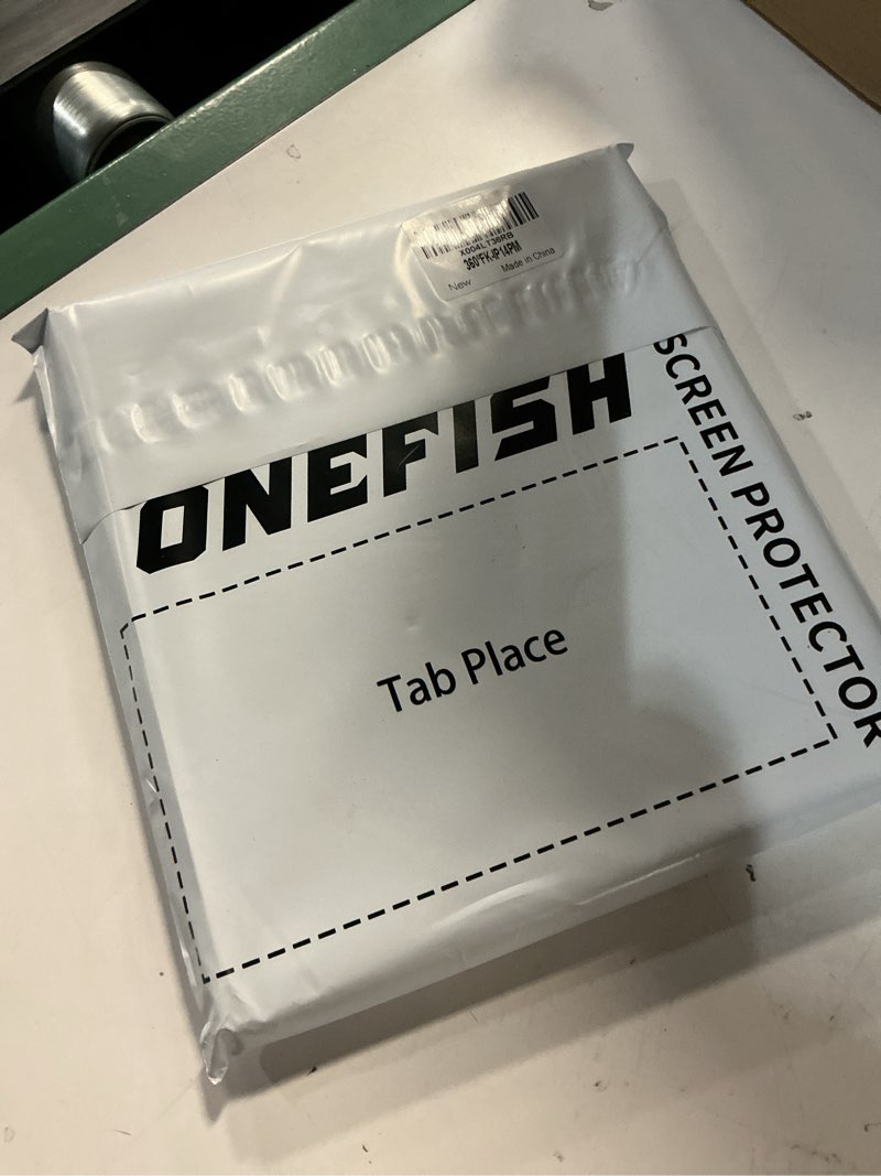 Condition photo showing New/Like New for onefish 2 pack privacy screen protector for iphone 14 pro max - 4-way 360° anti-spy tempered glass, 9h hardness, 3d curved edges, case-friendly & easy installation iphone 14 pro max -6.7''
