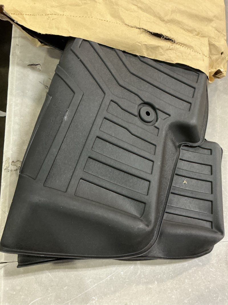 Condition photo showing Good Condition for Mixsuper Floor Mats Compatible with 2007-2012 Dodge Caliber / 2007-2017 Jeep Patriot/Compass (Old Body Style) All Weather Floor Liners 1st & 2nd Row Set Black