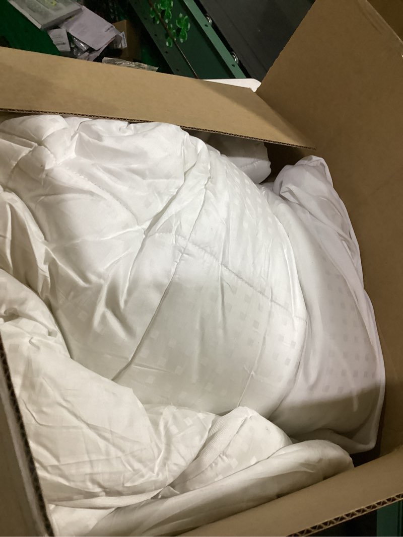 Condition photo showing As Is for easeland king size mattress pad pillow top mattress cover quilted fitted mattress protector cotton 8-21" deep pocket cooling topper (78x80 inches, white) white king
