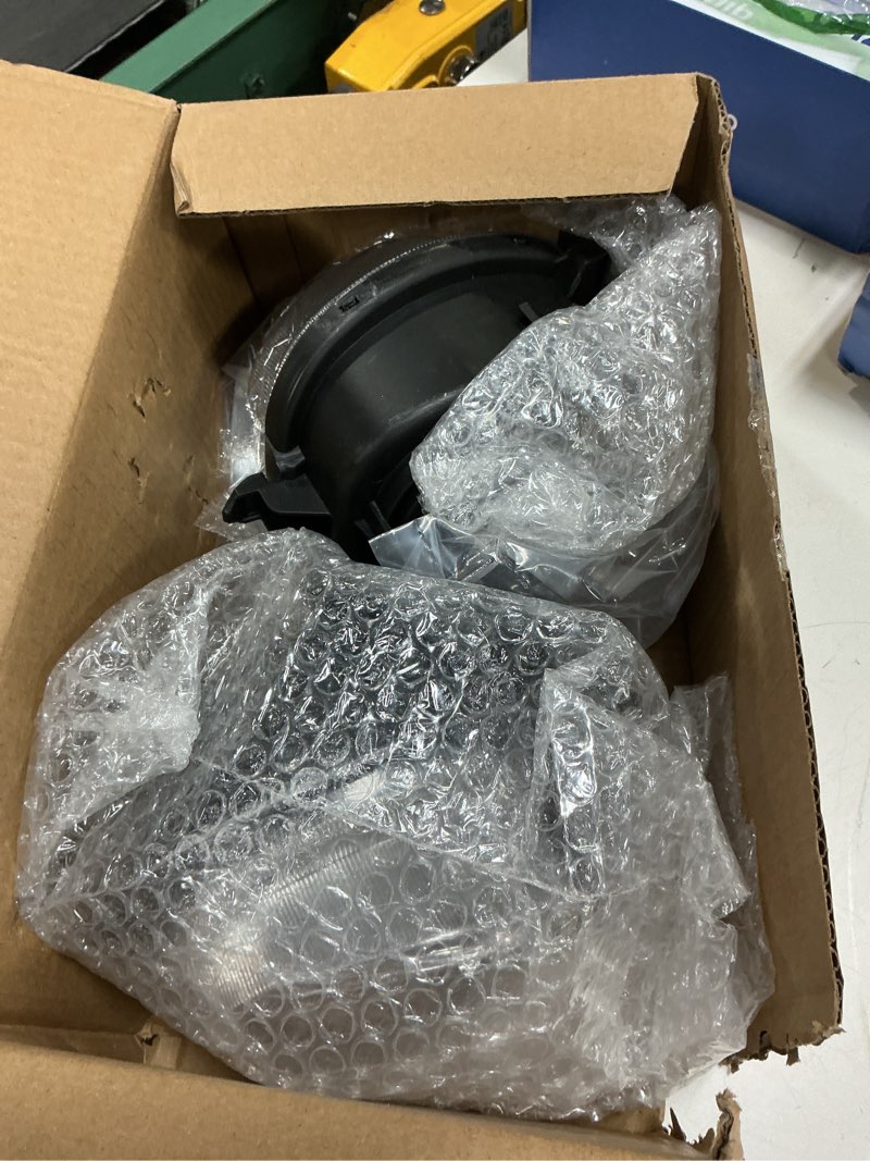 Condition photo showing Good Condition for fog lights replacement for 2007 2008 2009 es350 front bumper chrome fog lamps with covers left & right side