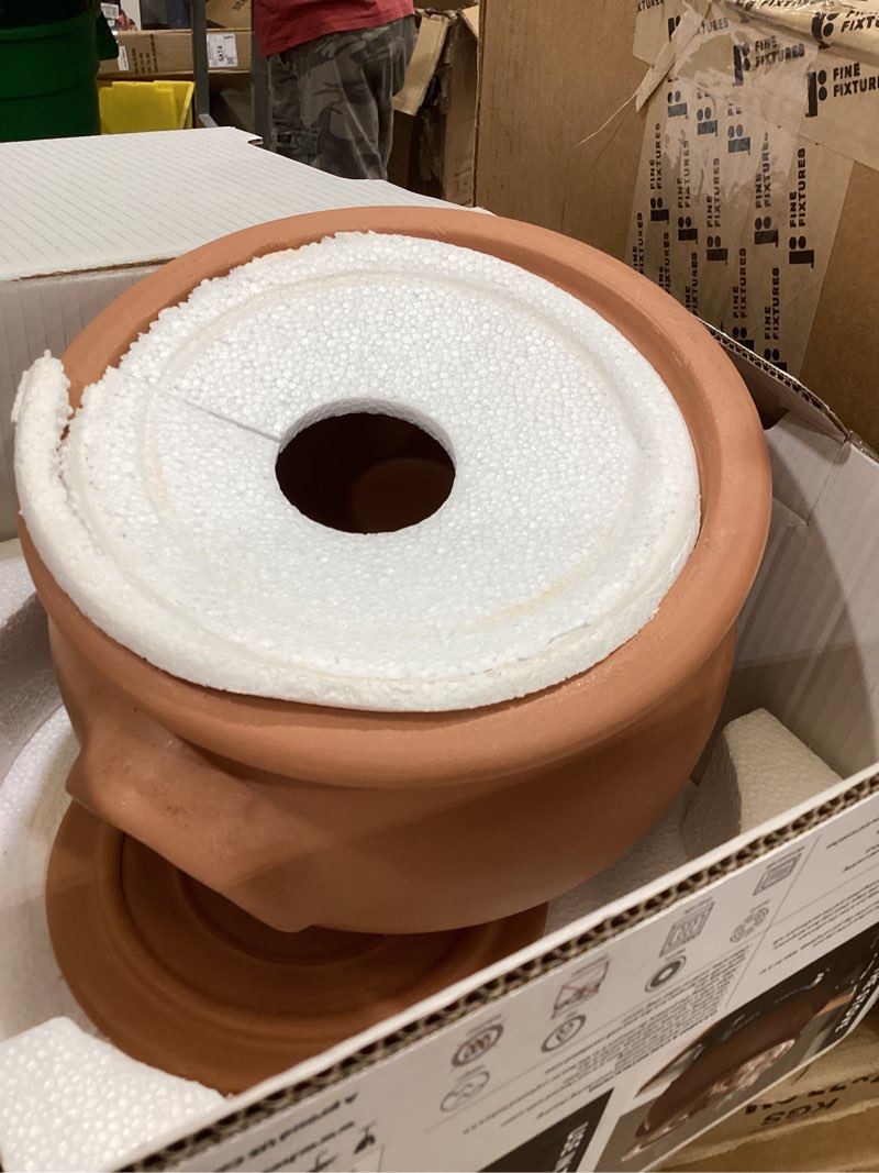 Condition photo showing Good Condition for hakan handmade clay pot with lid  natural unglazed earthen cookware  terracotta pot  casserole dish  rice cooking  clay pot  terracotta pan  korean  indian  mexican dish  small  2.6 quarts (2.5 l)