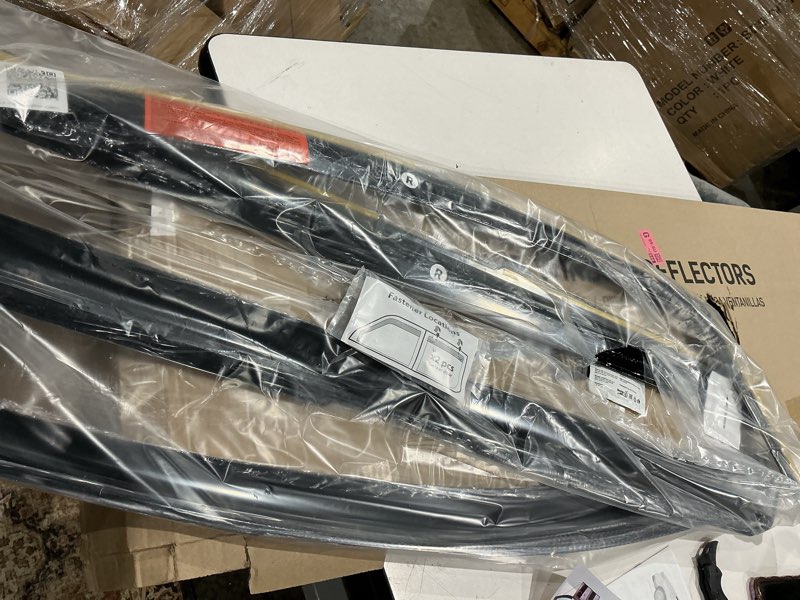 Condition photo showing Good Condition for clim art deflectors for/compatible with mitsubishi asx 10-23 - adhes 4ud