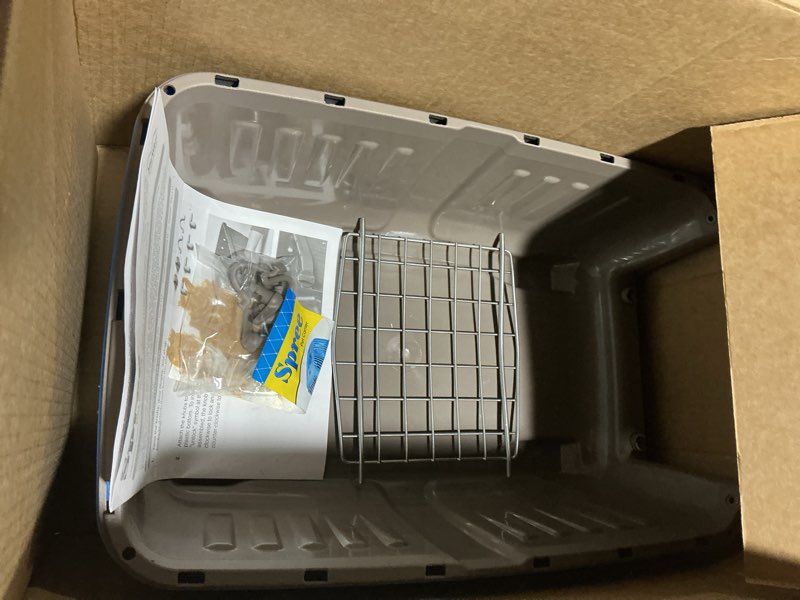 Condition photo showing As Is for MidWest Homes for Pets Pet Carrier: Hard-Sided Dog Carrier, Cat Carrier, Small Animal Carrier in Blue, Inside Dims 17.91 L x 11.5 W x 12 H & Suitable for Tiny Dog Breeds (Pack of 1)