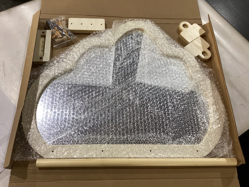 Condition photo showing New/Like New for Montessori Baby Pull Up Bar, Montessori Small Mirror is Suitable for Babies Aged 6 to 18 Months, Infants Registry Item, 19.7 * 15.8 inches