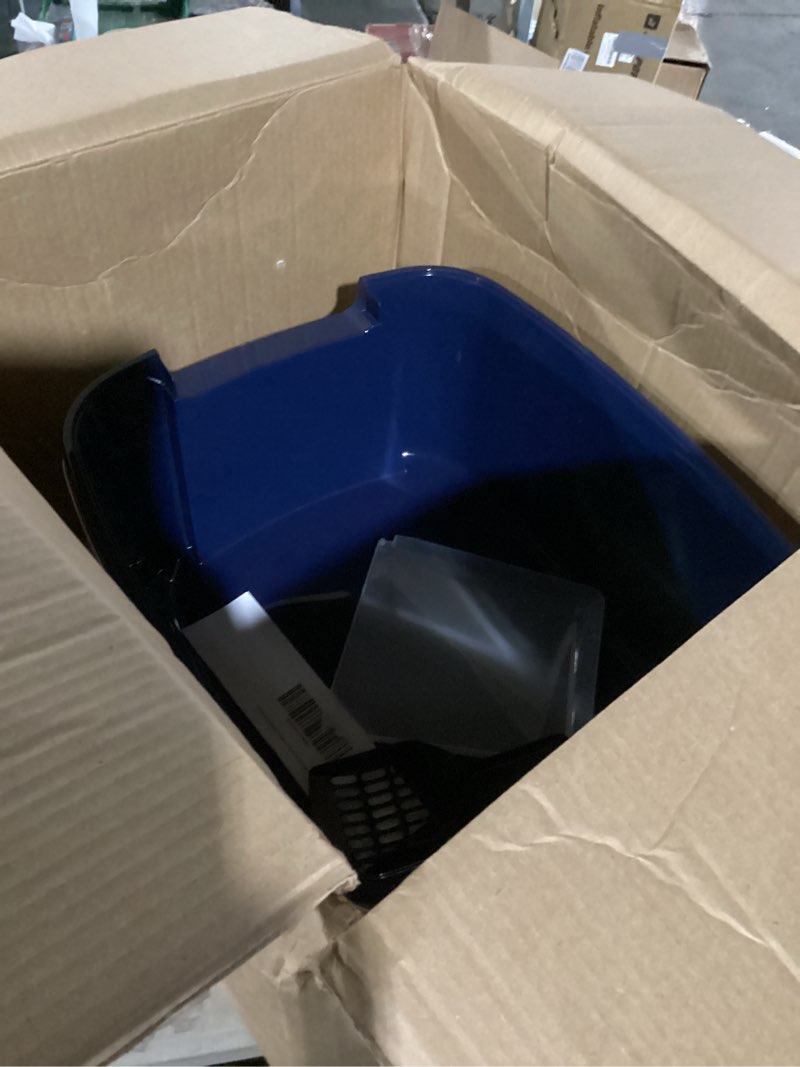 Condition photo showing Good Condition for iris usa cat litter box, large enclosure with front door flap and scoop, covered box with handle and buckles for portability and privacy, navy/white
