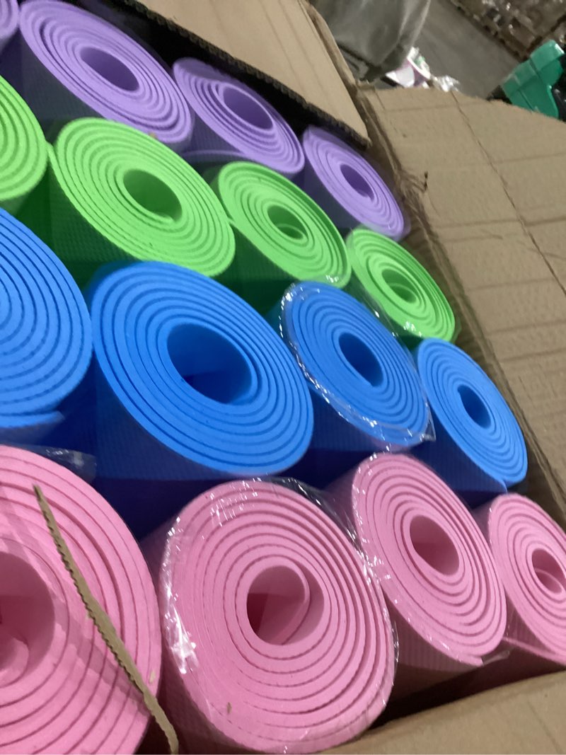 Condition photo showing Good Condition for 24 Pcs Yoga Mats Bulk 4 mm Thick 68" x 24" Non-Slip Exercise Workout Non Slip Fitness Pad for Women Kids Gym Home Yoga Pilates Anti-Tear Material and Easy to Clean