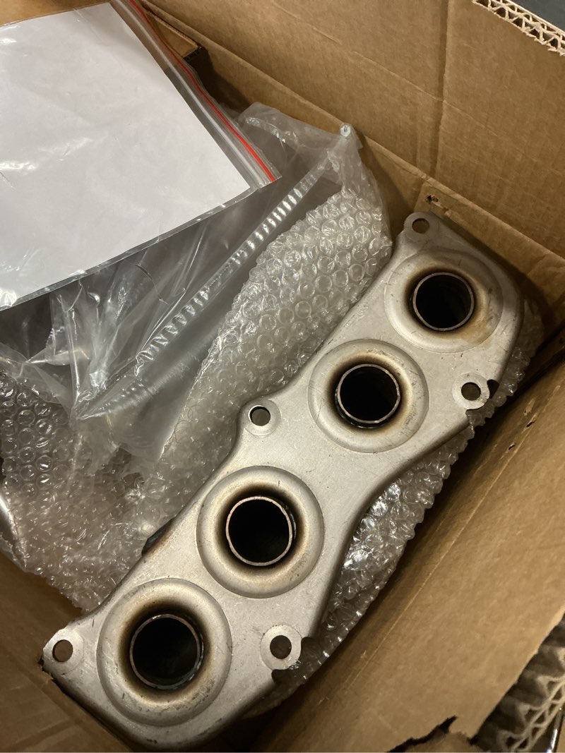 Condition photo showing Good Condition for catalytic converter exhaust manifold compatible with toyota rav4 2009-2018, scion tc 2011-2016 2.5l l4 catalytic convertor w/gasket epa compliant 16636 641409