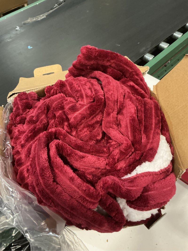 Condition photo showing Good Condition for Bedsure GentleSoft Electric Blanket Queen Size - Soft Ribbed Flannel Heated Blanket with Dual Control, Heating with 10 Heat Settings & 10 Time Settings, 8 hrs Timer Auto Shut Off (84"x90", Burgundy)