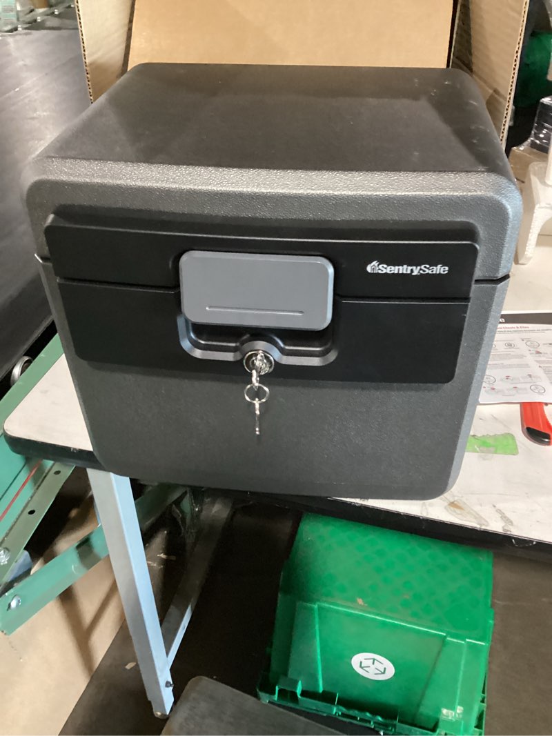 Condition photo showing Good Condition for sentrysafe hd4100 fire-resistant and water-resistant box safe with key lock, 0.65 cu. ft.
