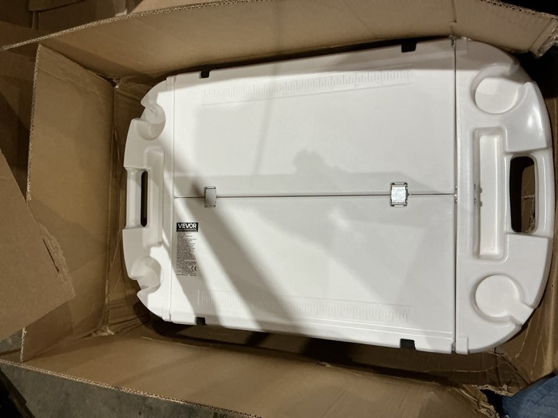 Condition photo showing Good Condition for vevor floating cooler 40 qt floating ice chest with wheels & tow rope, premium lldpe amphibious beverages cooler for water & land, cruise stable on lake, river, beach, kayak.white