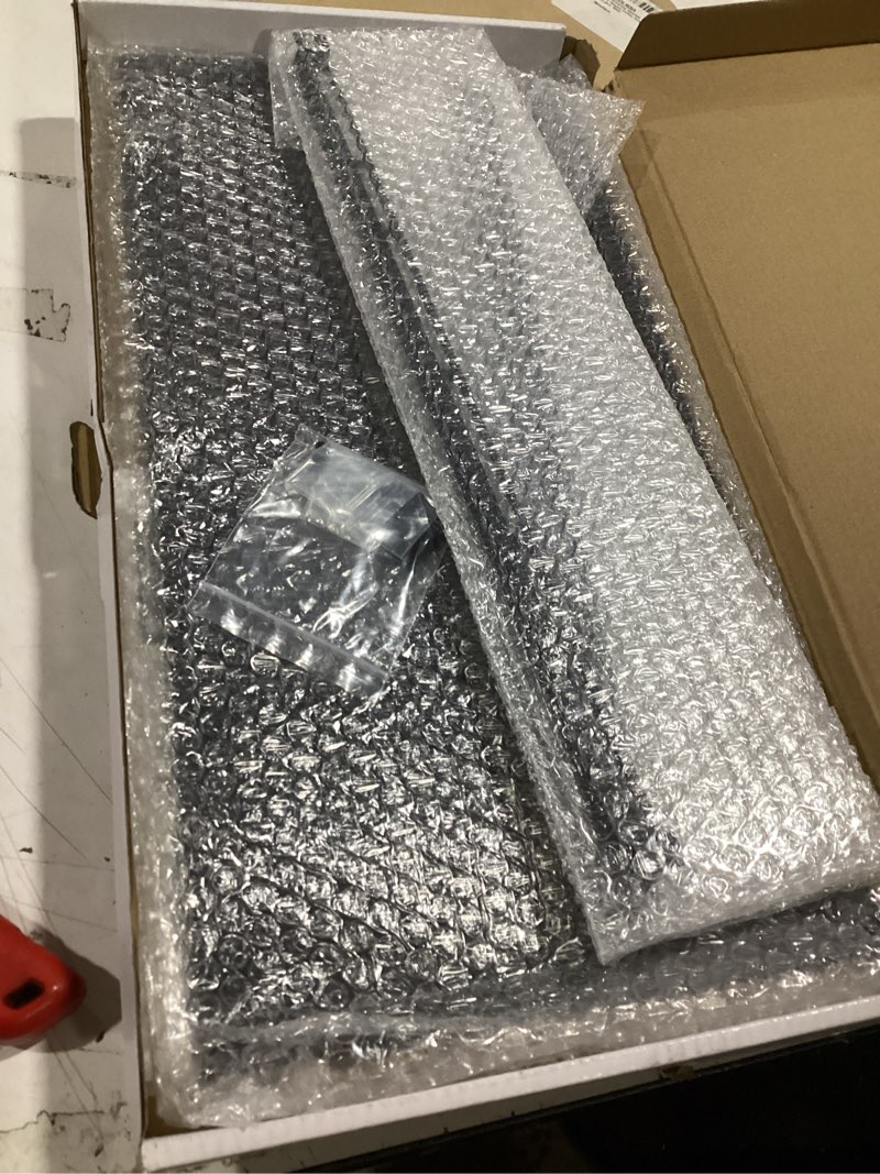 Condition photo showing Good Condition for lian li o11de-4x computer accessory kit