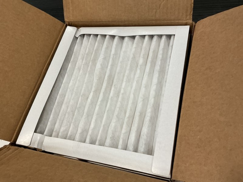 Condition photo showing Good Condition for amazon basics 14x20x1 air filter, merv 8 ac furnace filters, allergy control, electrostatic, removes dust pollen and lint, 6-pack (actual size: 13.75" x 19.75" x 0.75") 14x20x1 merv 8