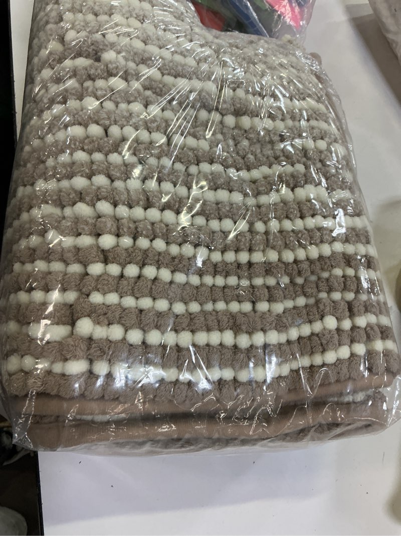 Condition photo showing Good Condition for bsicpro large bathroom rugs, bath mat rug for bathroom non slip 24 x 36 inches water absorbent chenille floor mats machine washable (tan) 36" x 24" tan