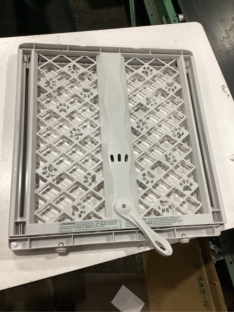 Condition photo showing Good Condition for carlson 24-38" lil tuffy expandable metal dog gate for doorways, indoor pet gate with small pet door, no-drill pressure mount, white