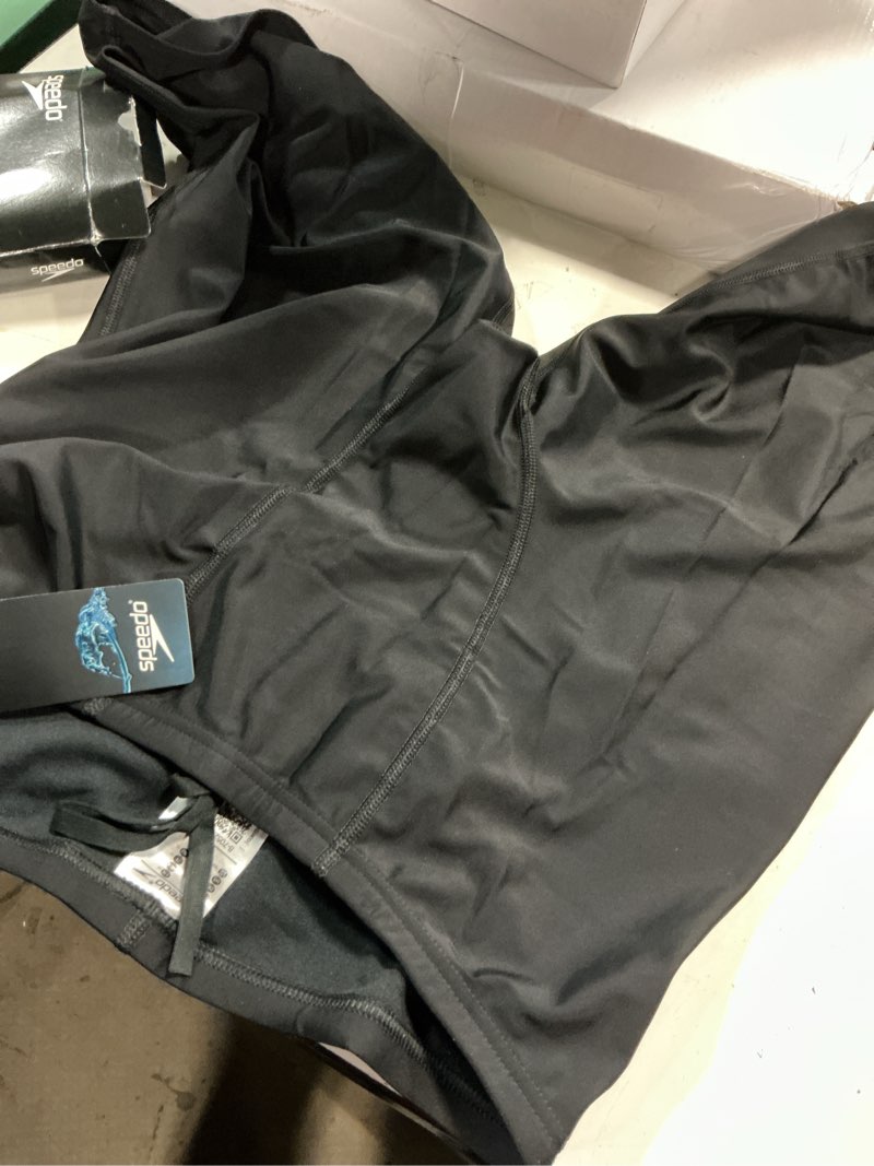 Condition photo showing Good Condition for (size:m/36)speedo men's swimsuit jammer prolt solid 36 eco speedo black