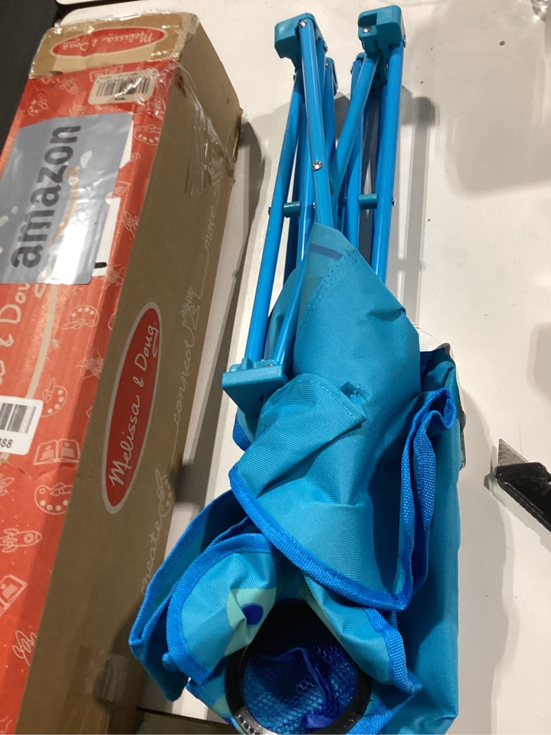 Condition photo showing Good Condition for melissa & doug sunny patch flex octopus folding beach chair for kids (frustration-free packaging)