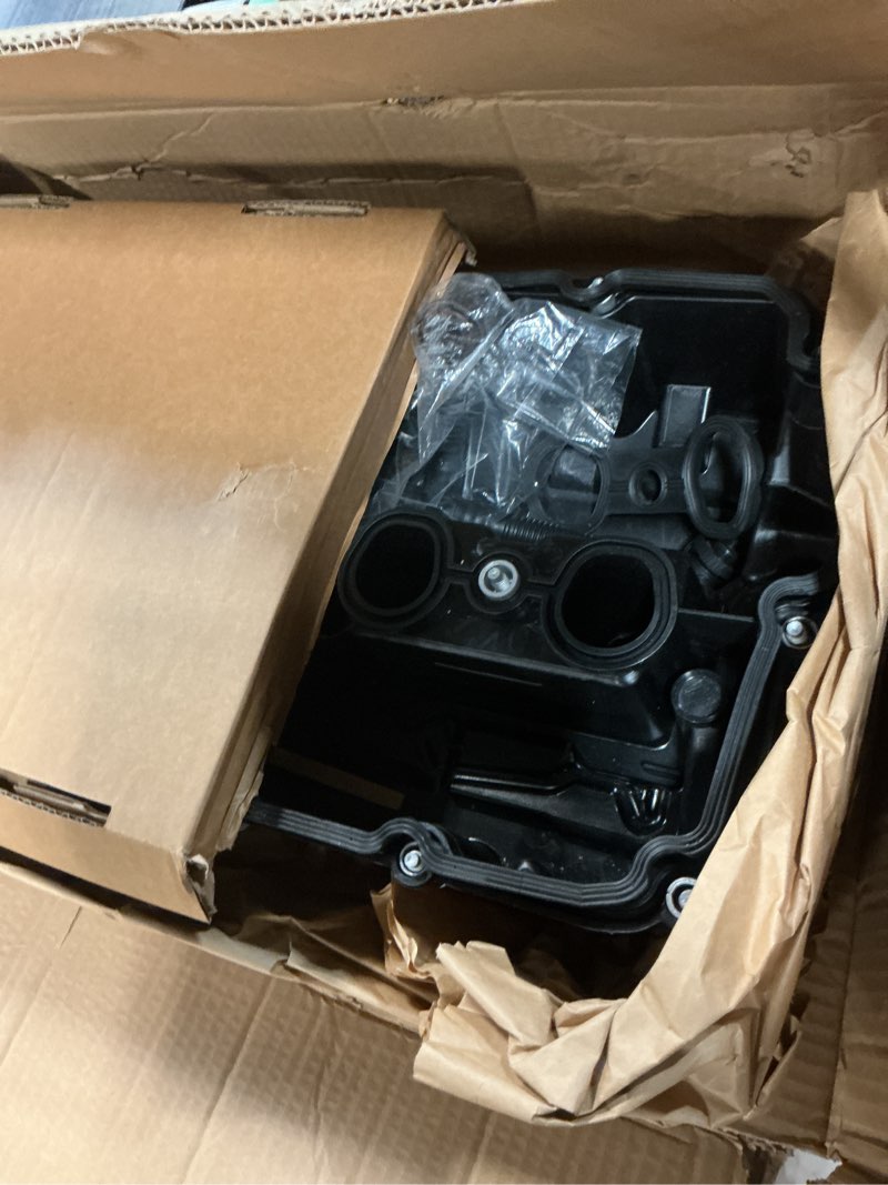 Condition photo showing Good Condition for MITZONE N52 Engine Valve Cover Kit with Oil Cap & PCV Hose Compatible with BMW E82 128i, E9X 323i 328i, E60 528i, E70 X5 3.0si, E83 X3, E85 Z4, E89 Z4, F10 528i N52/ N51 SULEV