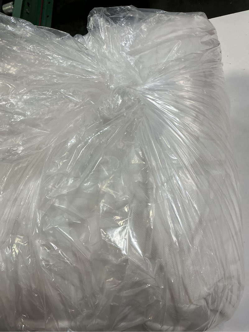 Condition photo showing Good Condition for premium down alternative duvet insert, king/cal king, white