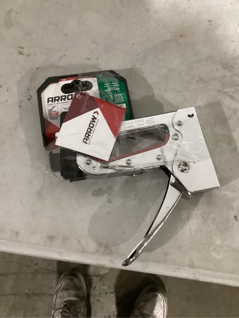 Condition photo showing Good Condition for arrow jt27 manual staple gun and staples