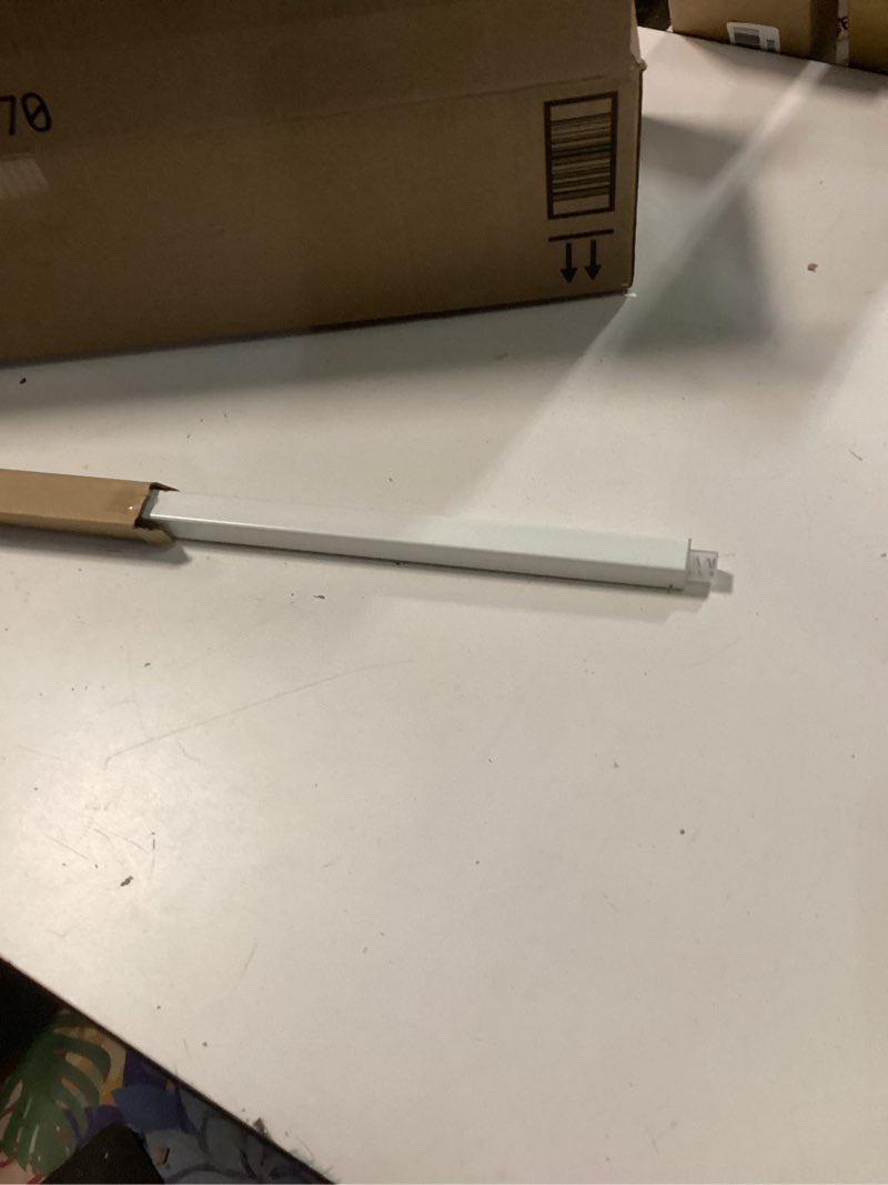 Condition photo showing Good Condition for Earthtec 24 Inch Clear Adjustable Replacement Bathroom Towel Bar Rod Spring Loaded End Sturdy Plastic Wall Mount and for Kitchen Towel Storage Replacement Towel Bar for Ceramic Holder