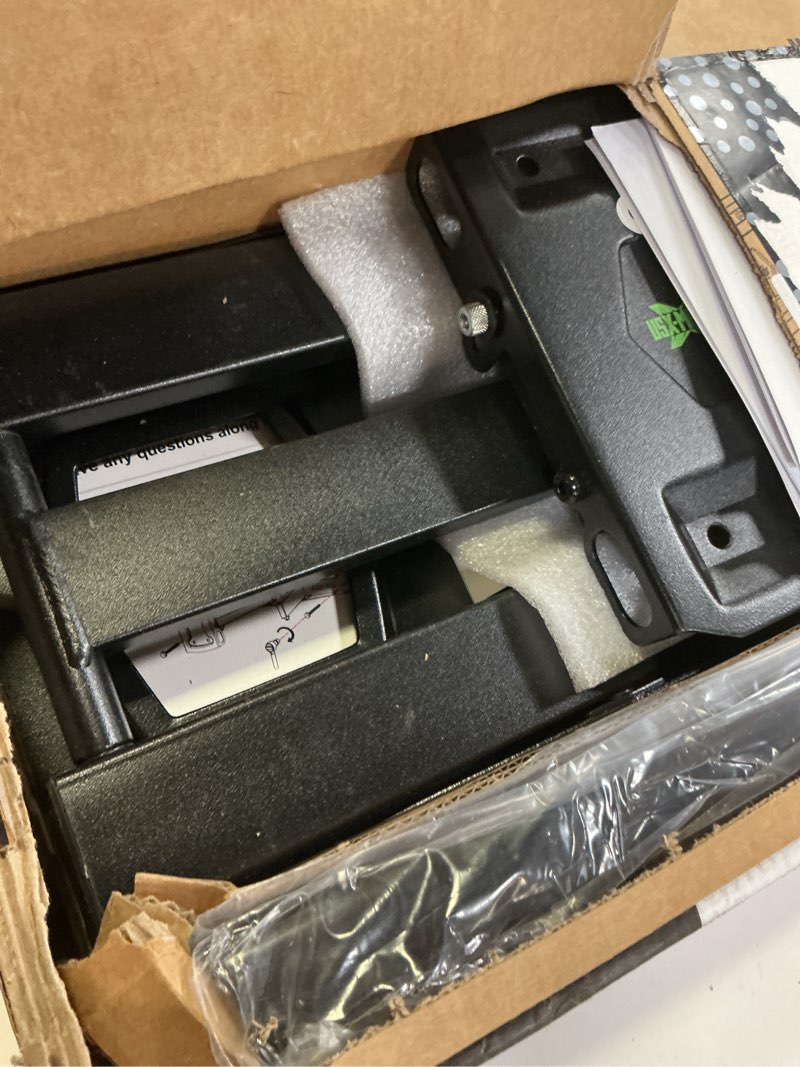 Condition photo showing Good Condition for full motion tv wall mount for most 37"-84" flat screen tv, swivel or tilt tv wall bracket with dual articulating arms, for 12"-16" wood studs, max vesa 600x400mm, load 120 lbs by usx mount 37-84 inch, 120 lb