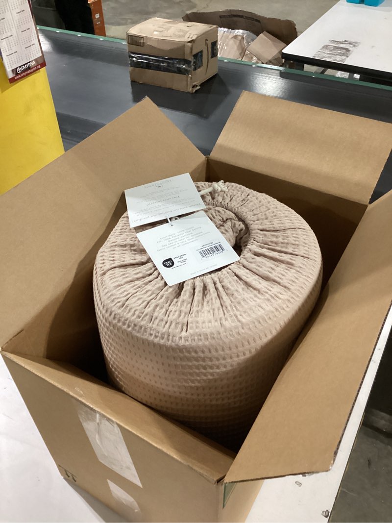 Levtex Home Cloud Waffle Full/Queen Comforter Set (90x94in) with 2 Pillow Shams (26x20in) - Solid Wa