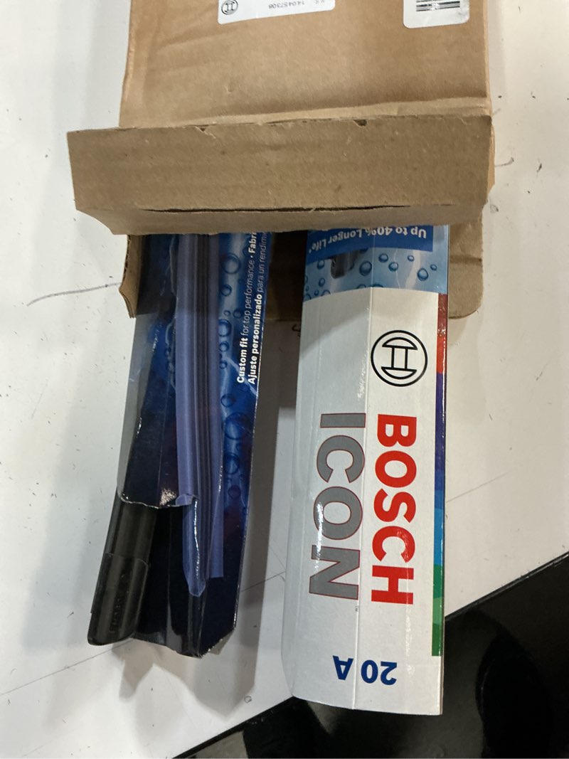 Condition photo showing Good Condition for bosch 26a20a icon beam wiper blades - driver and passenger side - set of 2 blades (26a & 20a)