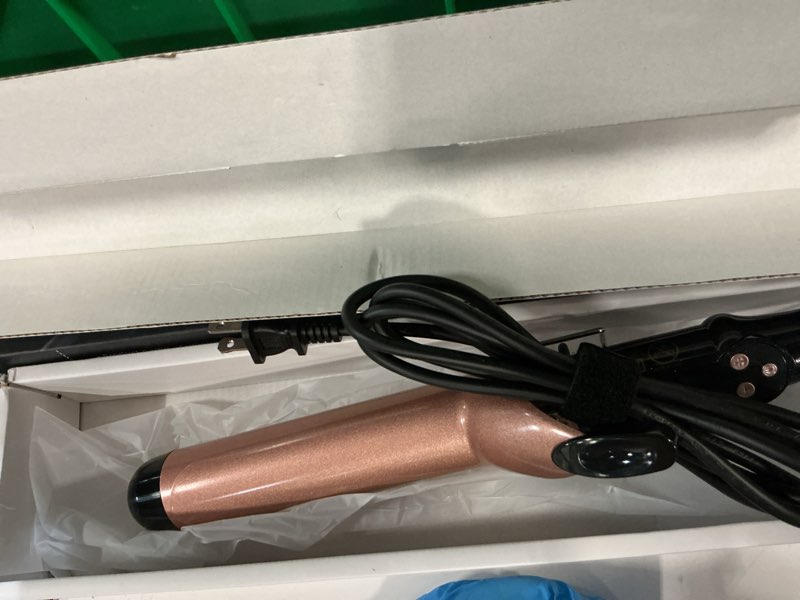 Condition photo showing Good Condition for 1 1/2 inch extra long barrel curling iron, 1.5 inch large barrel for long hair ceramic tourmaline